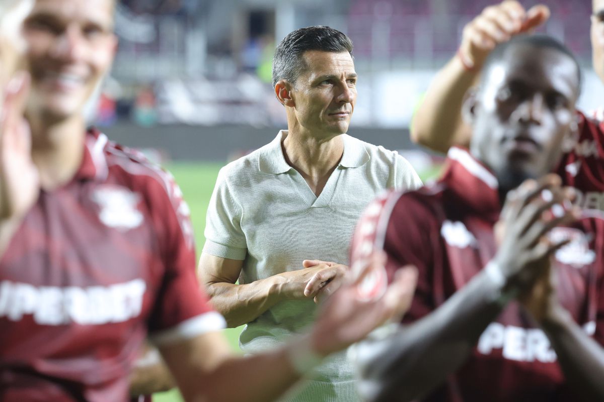 Gâlcă și-a explicat decizia-surpriză în conferință: „Nu făcuse un meci prea reușit”