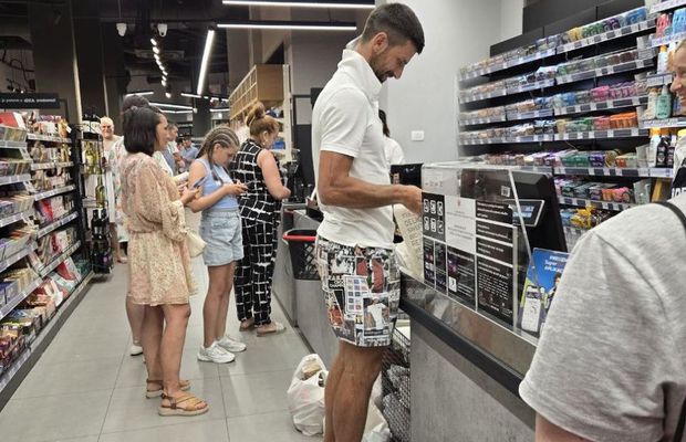 Acesta este ultimul loc în care te-ai fi gândit că îl poți întâlni pe Novak Djokovic