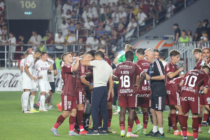 Tobias Christensen și Alex Dobre au intrat în conflict în meciul dintre Rapid și CFR Cluj. Foto: Ionuț Iordache GSP