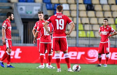 DINAMO // Caracterizare dureroasă făcută de o legendă pentru dezastrul de la Dinamo: „Jucătorii nu vor nici măcar să joace! Nu știu dacă Uhrin poate redresa ceva”