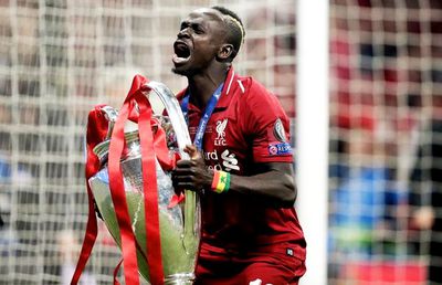 LIVERPOOL // Povestea genială a unei fotografii cu Sadio Mane » A întrebat reporterul: „Poza e gratis, nu?” + Ce a făcut când i-a cerut adresa de mail