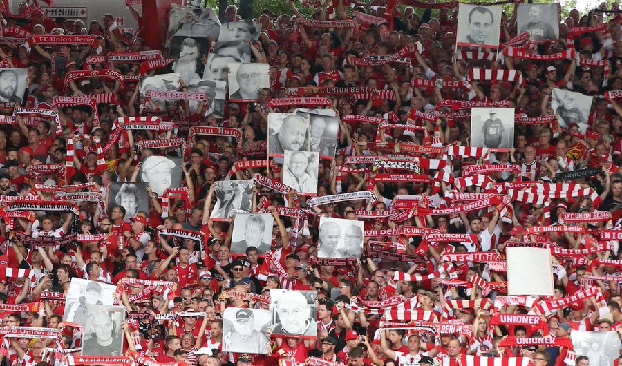 UNION BERLIN // VIDEO+FOTO Gest impresionant în Bundesliga » Cine sunt cei 455 de oameni adăugați la numărul de spectatori