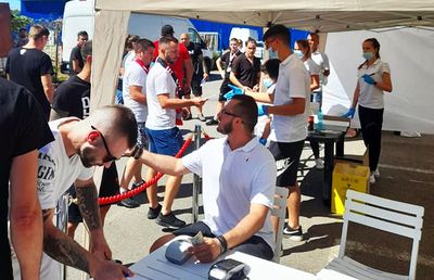 Incident șocant înainte de Farul - Dinamo! Personalul medical, amenințat cu cuțitul de un oficial al gazdelor