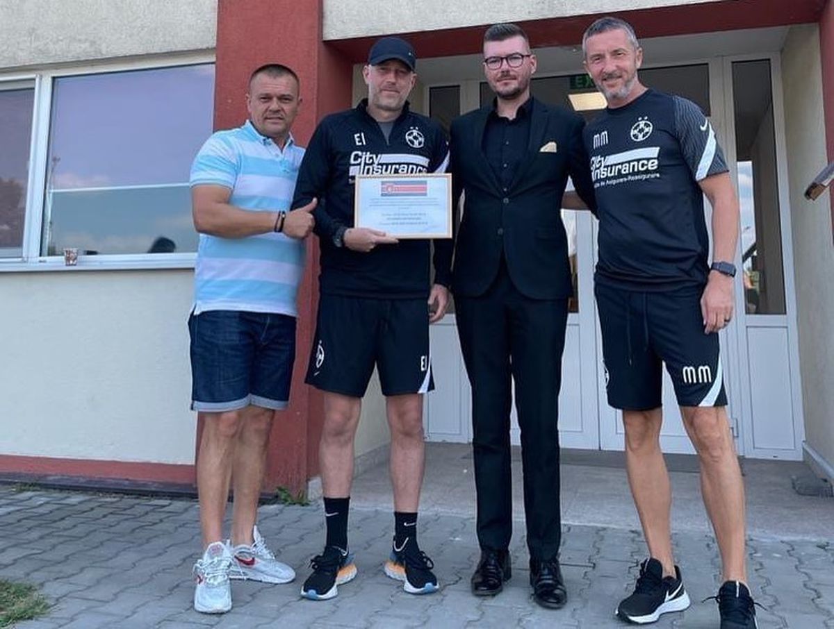 Prima întâlnire dintre Edi Iordănescu și fanii FCSB » Mesajul lui MM Stoica