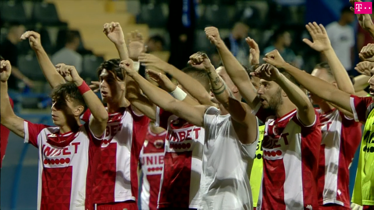 Farul - Dinamo 3-0. Dinamoviștii au fost chemați la galerie, după meci » Ce a urmat