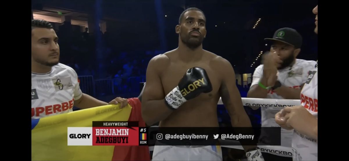 Sadic! Benny Adegbuyi, făcut KO de Jamal Ben Saddik, în main event-ul galei Glory Kickboxing 81