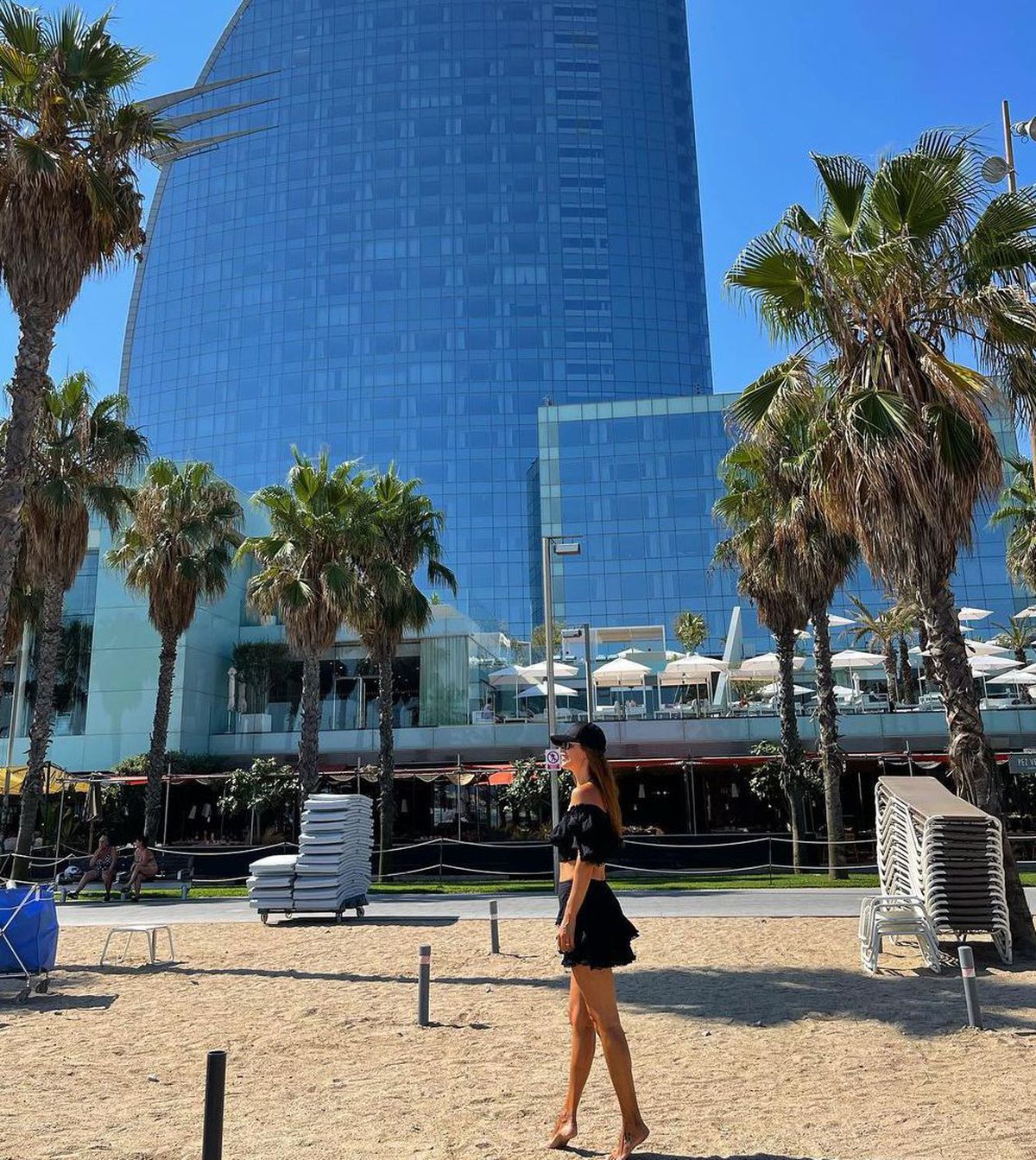 Imaginile spectaculoase postate de soția lui Dan Petrescu în Dubai » Ipostaze sexy cu soția antrenorului de la CFR Cluj