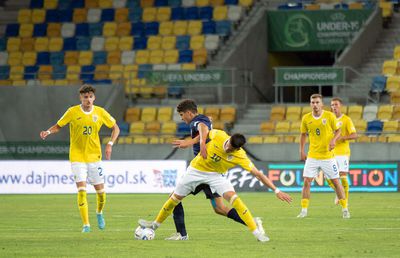 Selecționerul plecat din FRF acuză: „M-am săturat să fiu pus la zid”