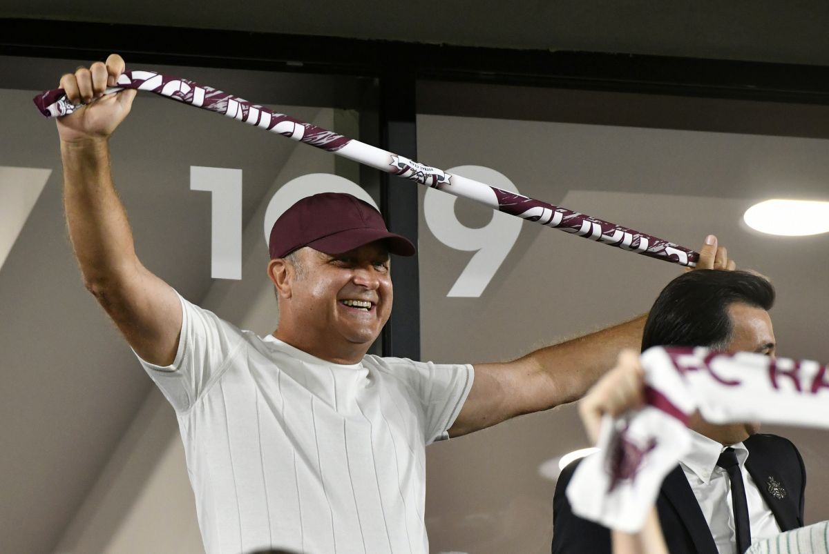 Moment impresionant în Giulești » Legenda Ion Motroc a dat lovitura de start: „Faceți loc, faceți loc, trece trupa lui Motroc!”