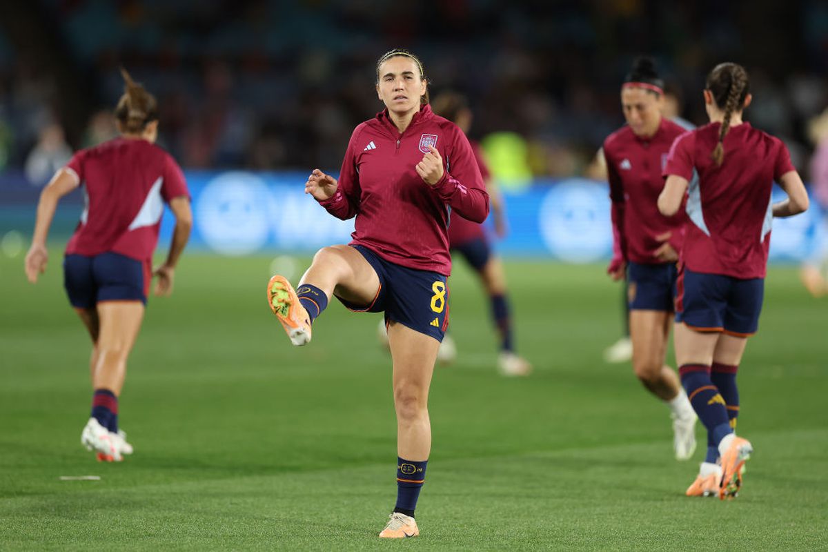 Imagini de la încălzire - Spania - Anglia, finala Campionatului Mondial de Fotbal Feminin