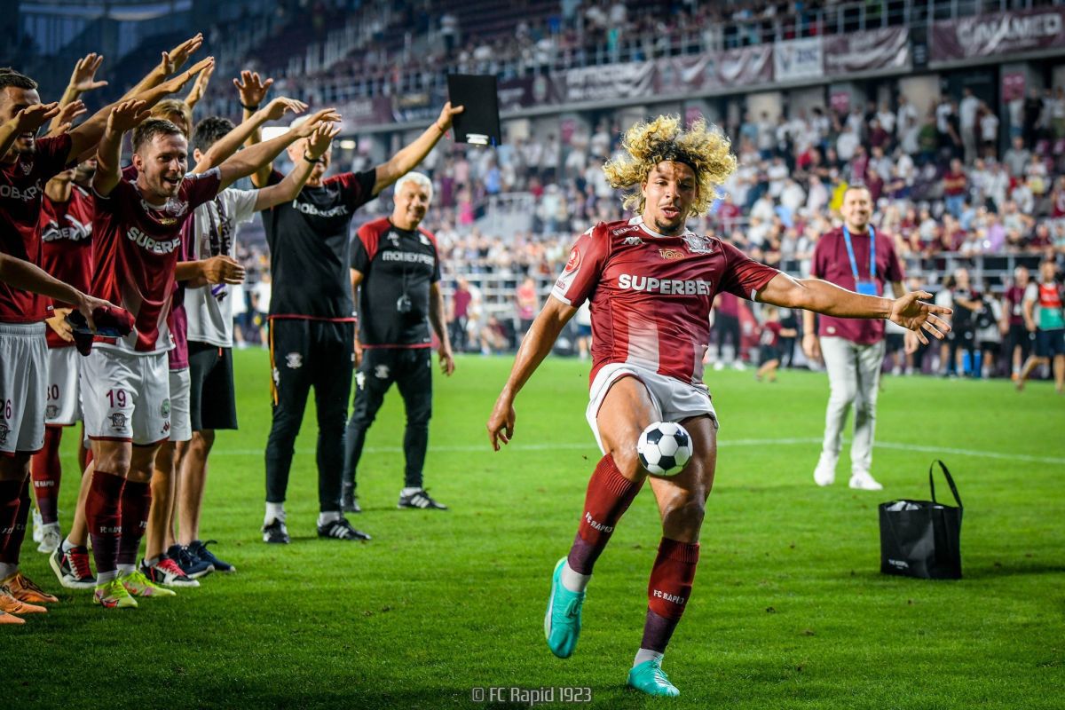 „Gender reveal” în fața peluzei, imediat după Rapid - Farul: Papeau va fi tată de băiețel!