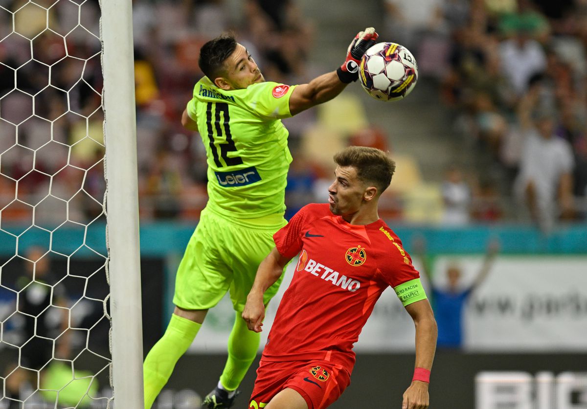 FCSB - Poli Iași //  Cele mai tari imagini ale partidei de pe Arena Națională