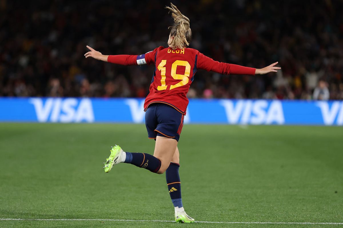 A decis finala Mondialului Feminin, apoi și-a ridicat tricoul » Semnificația gestului