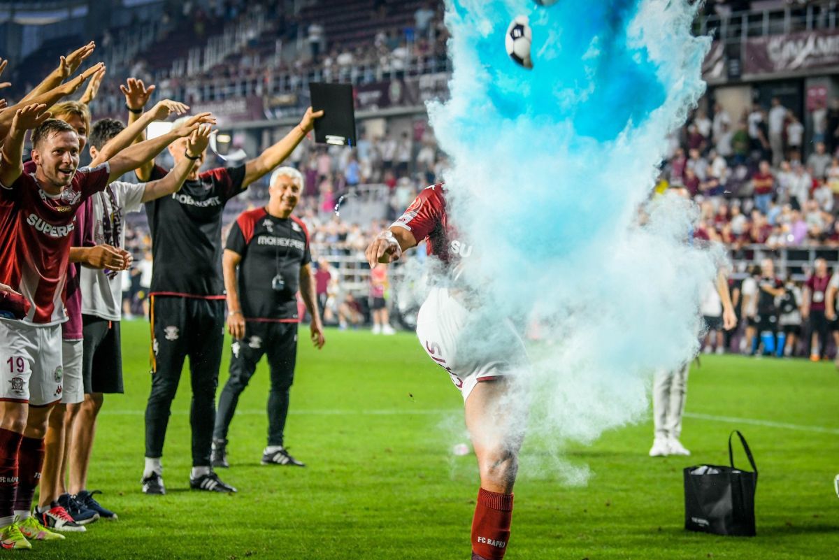 „Gender reveal” în fața peluzei, imediat după Rapid - Farul: Papeau va fi tată de băiețel!