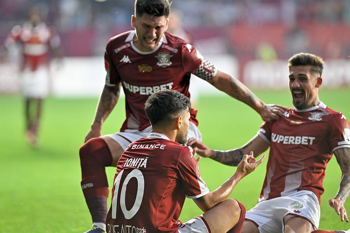 Descătușare vișinie » Rapid depășește criza cu o victorie superbă în fața Farului. Hagi nu mai pierduse cu giuleștenii de 17 ani