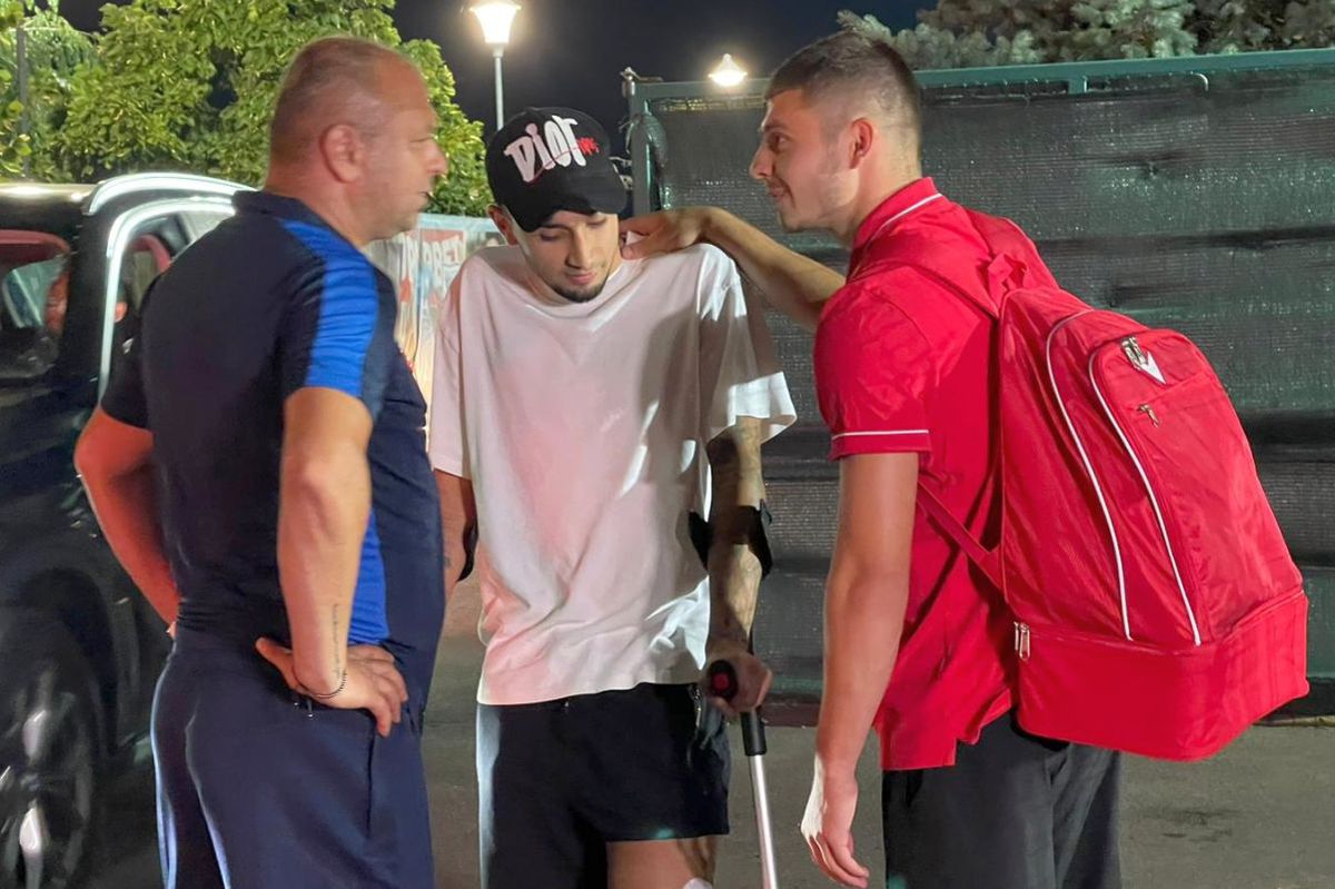 Era printre cei mai în formă jucători din Superligă, dar acum a venit în cârje la stadion: „De unde știți că e gata sezonul pentru mine?”