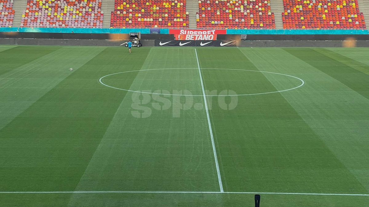 Gazon Arena Națională înainte de FCSB - Poli Iași