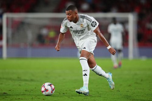 Kylian Mbappe are cel mai mare venit anual dintre jucătorii lui Real Madrid, dar n-a uitat de milioanele datorate de PSG / Foto: Imago