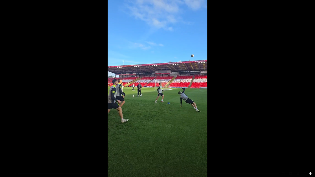 Au dat buzna în scenografia scoțienilor! FCSB, antrenament oficial pe stadionul special al lui Aberdeen: Marea Nordului, la 300 m de peluză
