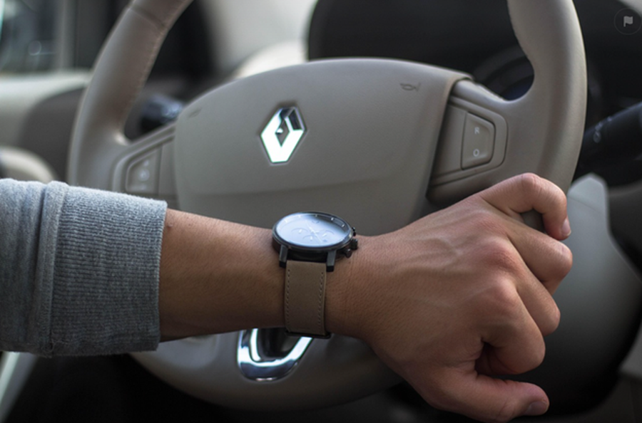 Cum să eviți frauda cu kilometrajul când cumperi un Renault în România