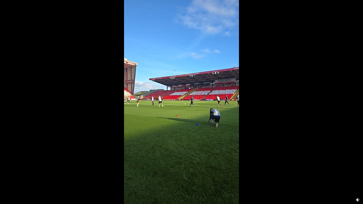 Au dat buzna în scenografia scoțienilor! FCSB, antrenament oficial pe stadionul special al lui Aberdeen: Marea Nordului, la 300 m de peluză