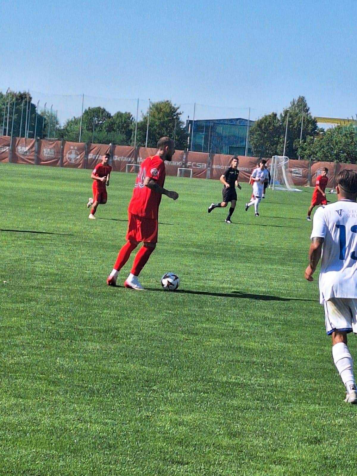 Denis Alibec a jucat miercuri pentru FCSB II într-un amical cu Unirea Bascov