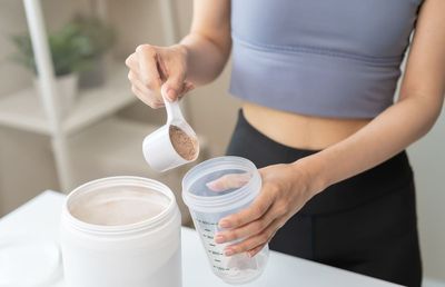 Creatina monohidrată: tot ce trebuie să știi despre acest supliment pentru creșterea performanței fizice