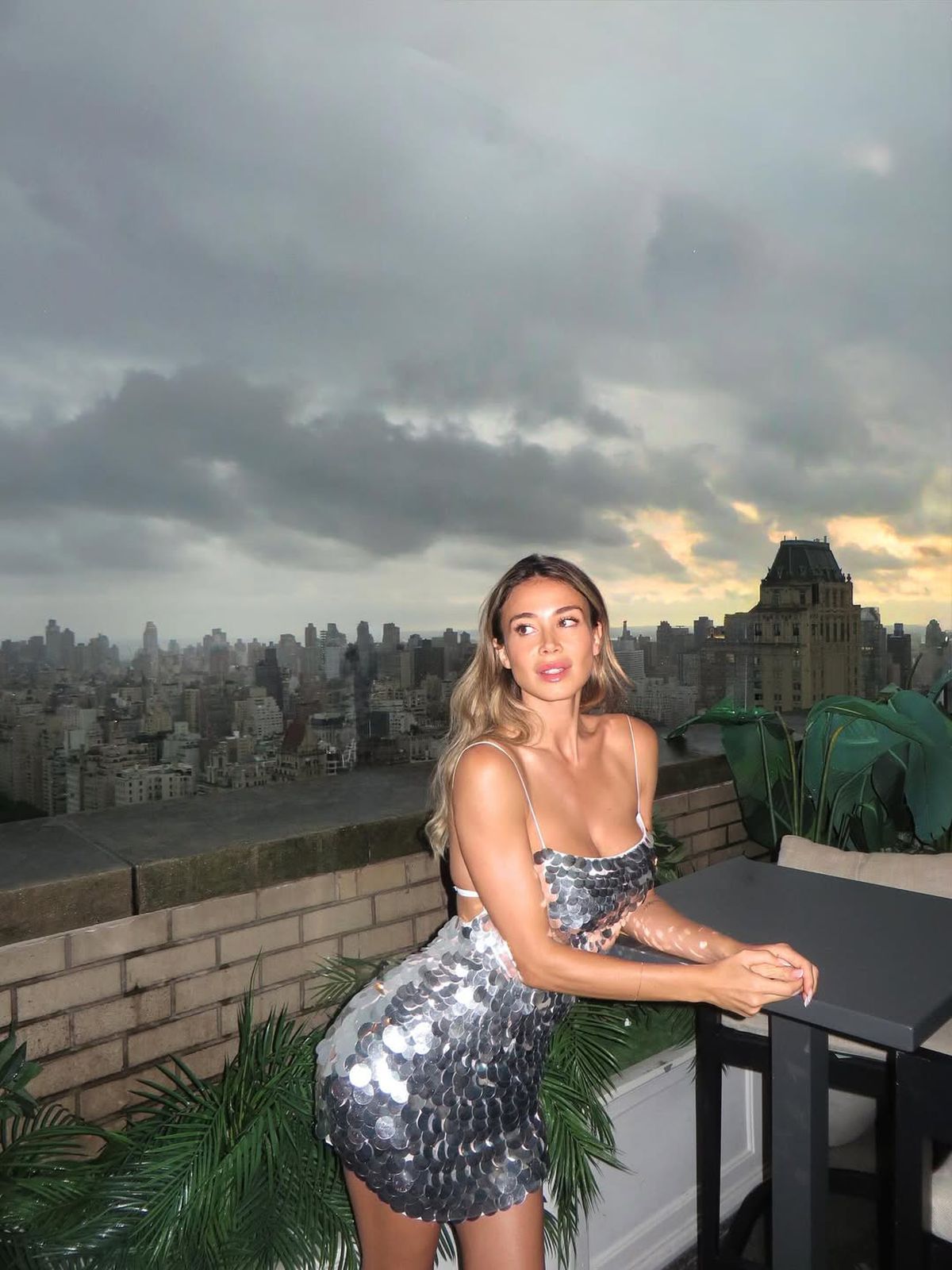 Diletta Leotta a apărut într-o ținută „inadecvată” și fanii au reacționat dur: „Dansatoarele din club sunt mai îmbrăcate”