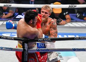Celebrul boxer a fost deportat din SUA și trimis direct la închisoare în Mexic