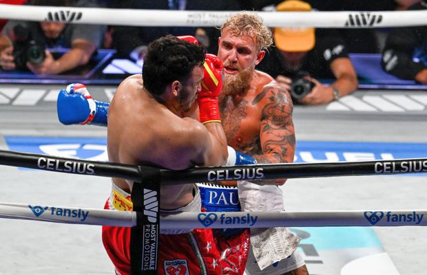 Celebrul boxer a fost deportat din SUA și trimis direct la închisoare în Mexic