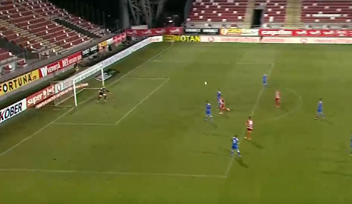 FOTO + VIDEO Gol MAGNIFIC în UTA - Poli Iași! » Peste superexecuția lui Borja Valle?
