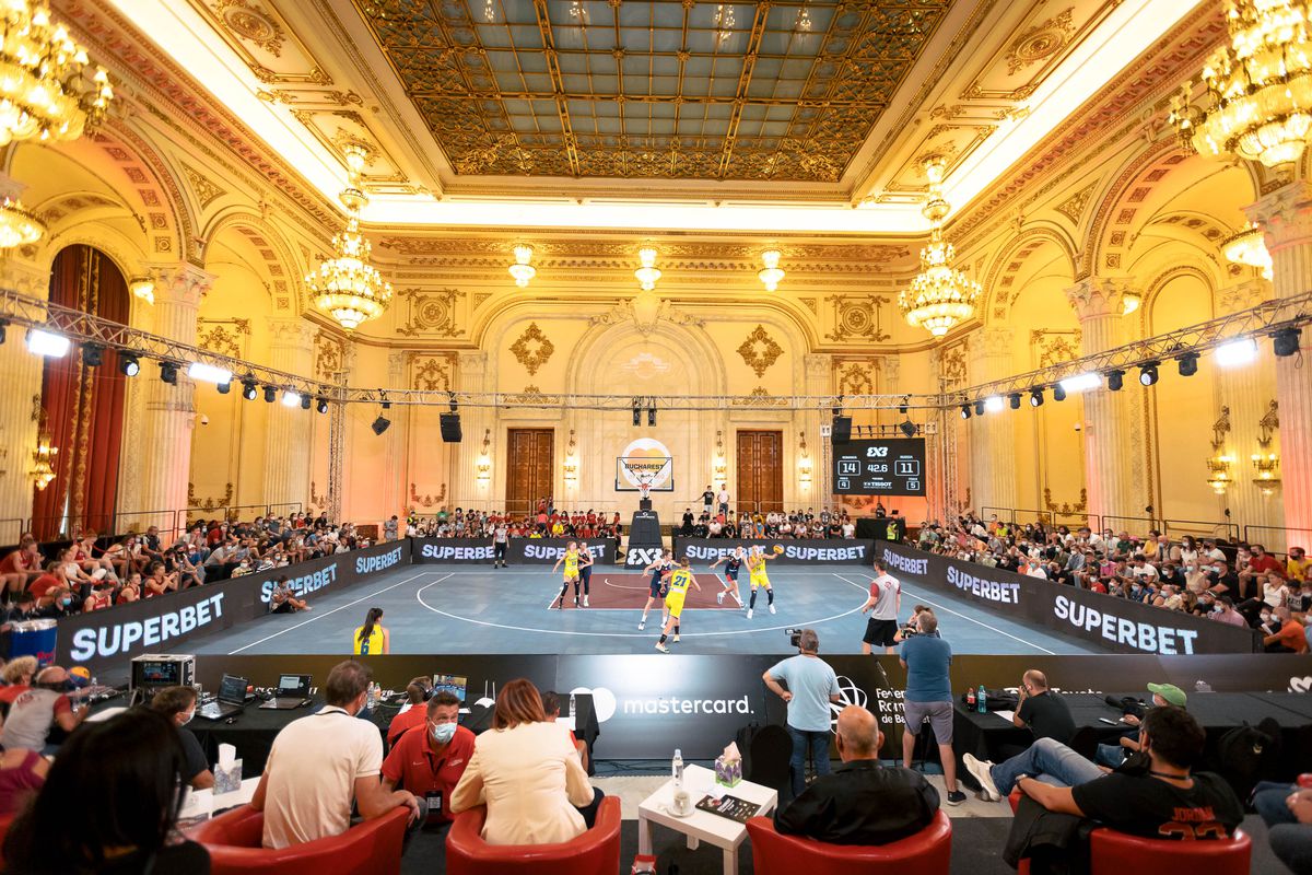 Sala Unirii din Palatul Parlamentului, transformată în teren de baschet! » România, în semifinalele FIBA 3x3 World Finals