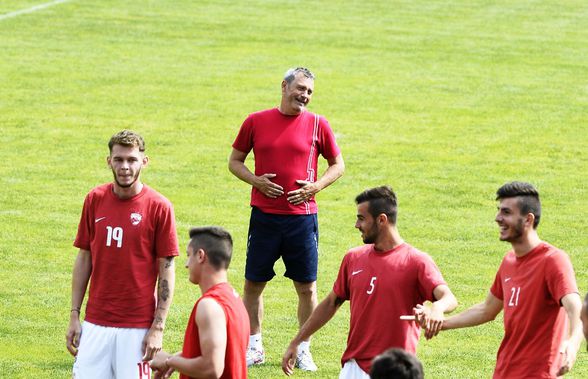 Revenirea lui Rednic la Dinamo, criticată: „Nu îi mai nimerește. Hai să ne gândim ce jucători importanți a adus”