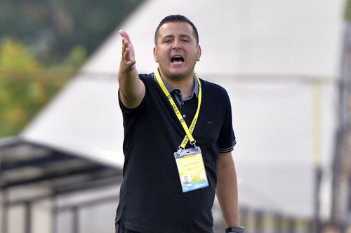 Ianis Zicu (38 de ani) nu mai este antrenorul divizionarei secunde Concordia Chiajna. Eugen Trică (46 de ani) ar fi înlocuitorul ales de ilfoveni.