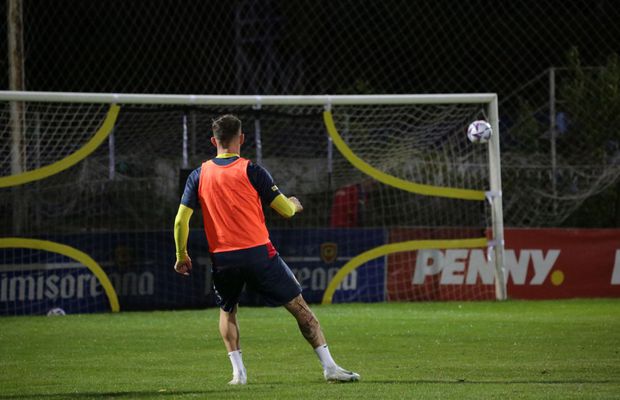 „Tricolorii” fac show la antrenamentele de la Mogoșoaia » S-au întrecut în execuții spectaculoase, sub ochii selecționerului Edi Iordănescu