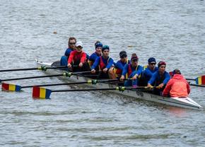 Curse diferite pentru echipajele de 8 plus 1 la Campionatele Mondiale de la Racice