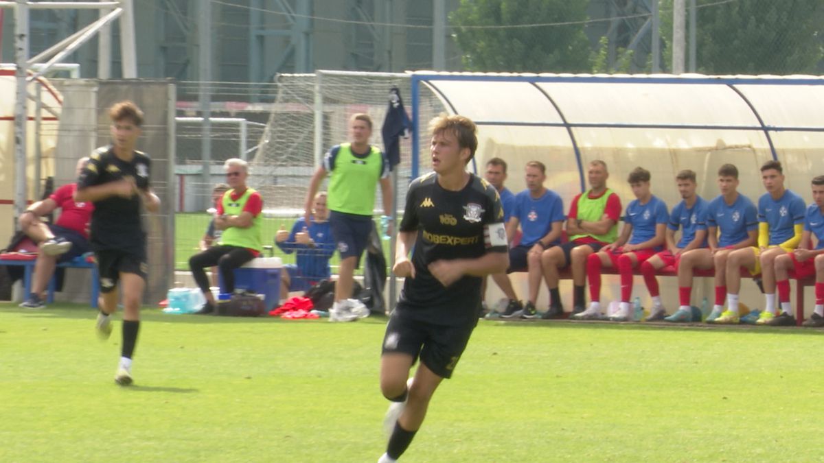 Cu Șucu jr. căpitan în centrul apărării, Rapid a fost spulberată de FCSB în Liga de Tineret » Cum s-a mișcat fiul patronului giuleștean