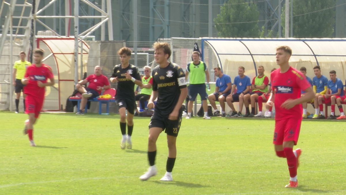 Cu Șucu jr. căpitan în centrul apărării, Rapid a fost spulberată de FCSB în Liga de Tineret » Cum s-a mișcat fiul patronului giuleștean