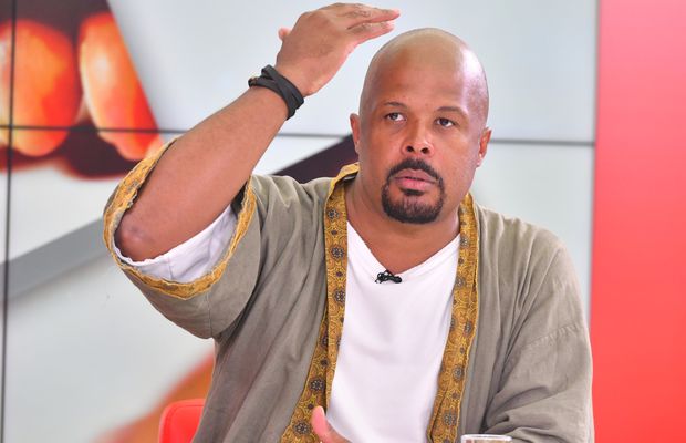 Cabral Ibacka este invitatul emisiunii „Prietenii lui Ovidiu”. Vicecampionul european la kickboxing își spune povestea