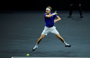 Stefanos Tsitsipas a adus primul punct pentru echipa Europei la Laver Cup 2024, iar mama sa a făcut câteva dezvăluiri cutremurătoare: „A fost bătut la școală”