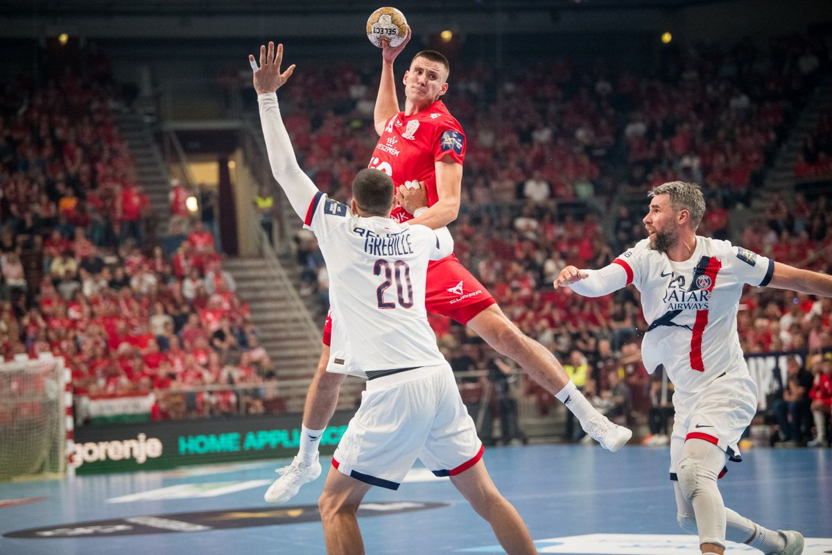 Imaginea zilei în sportul european » Starul echipei, descumpănit de eșecul suferit în Liga Campionilor: a privit secunde bune în gol