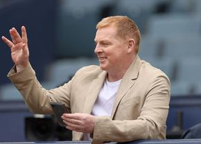 Incredibil cu cine semnează Neil Lennon, la 7 luni după despărțirea de Rapid