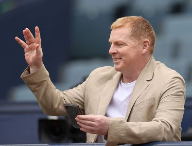 Neil Lennon a semnat » Unde s-a angajat la o lună după despărțirea de Rapid