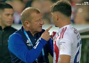 Imagini scandaloase » Dorinel Munteanu și-a luat de guler jucătorul în meciul cu Dinamo