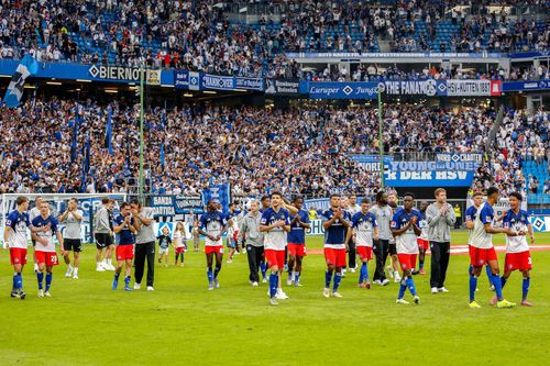Hamburg a obținut prima victorie în Bundesliga după o pauză de 7 ani în care s-a zbătut în al doilea eșalon. FOTO: Imago Images