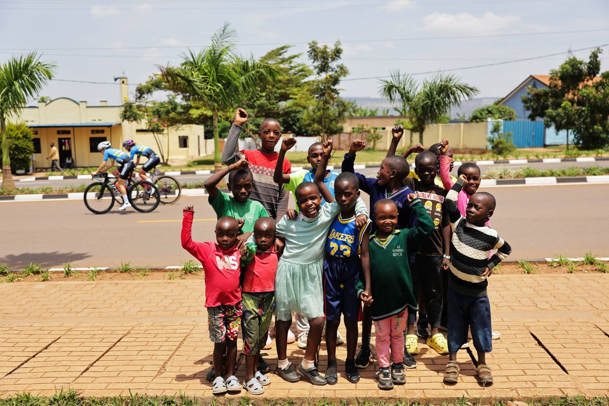 Imagini spectaculoase din Rwanda, de la Campionatele Mondiale de ciclism pe șosea