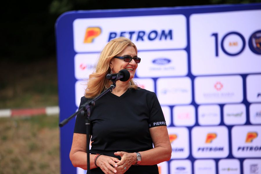 Elisabeta Lipă Foto: FR Canotaj Dați, bă, banii ăia înapoi!