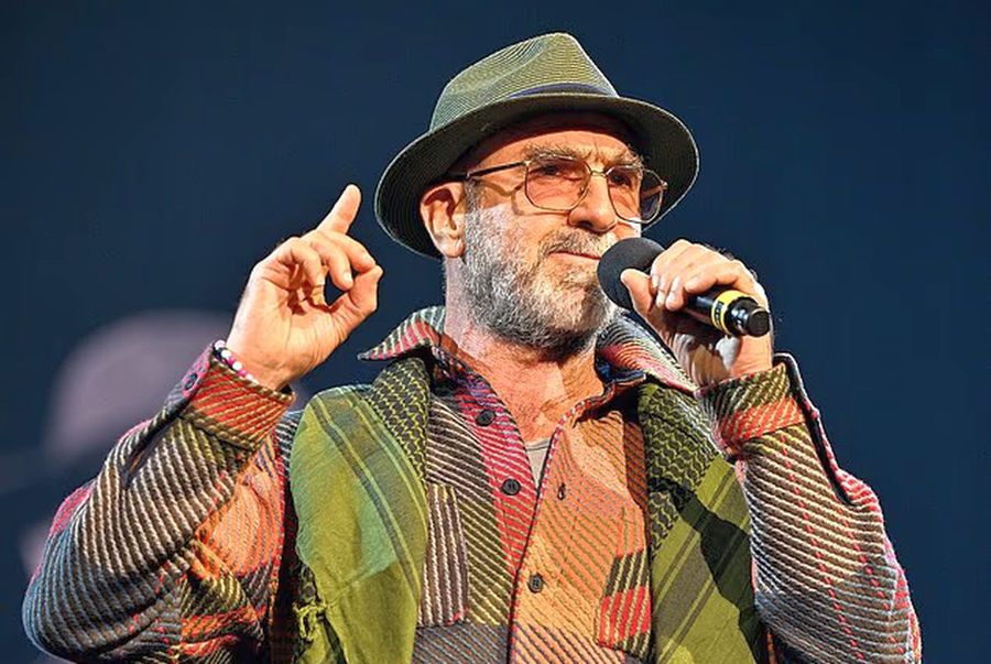 Reconversia lui Eric Cantona! » Fostul mare atacant și-a lansat primul album, intitulat „Perfect imperfection”