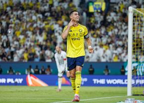 Cristiano Ronaldo a reușit o nouă „dublă” » Câte goluri îi mai lipsesc portughezului până la borna 1000 + reacția pentru fanii care scandau numele lui Leo Messi