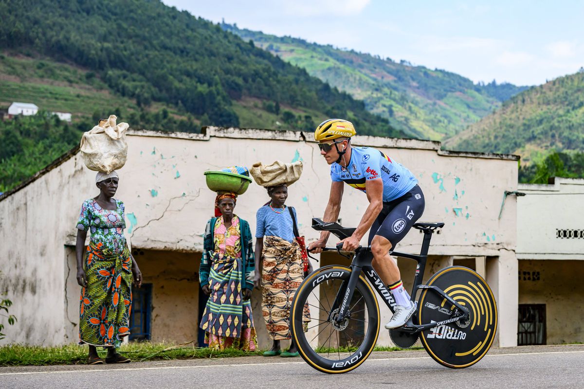 Imaginile anului în sport vin din Rwanda, de la prima ediție a Mondialelor de ciclism organizată pe continentul african